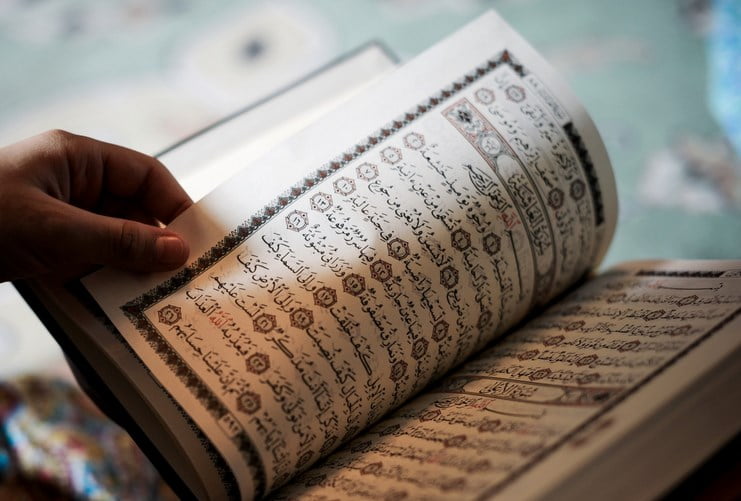 Ngaji Ulumul Qur’an (9):  Perbedaan Pendapat Ulama Mengenai Titik Di Mushaf